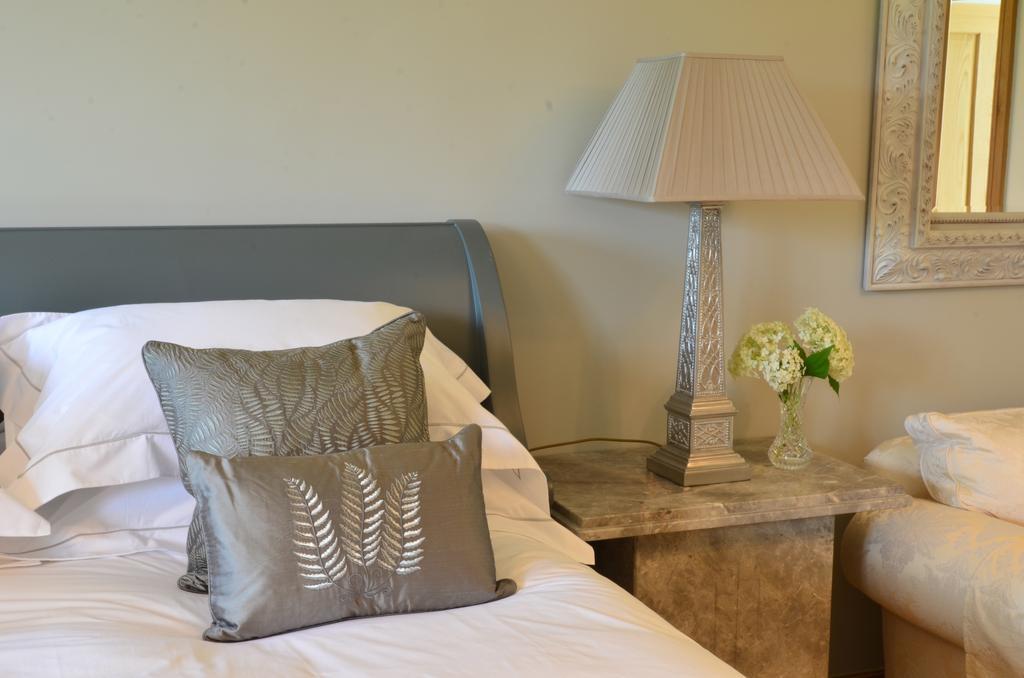 Llwyn Helyg Country House Guest House Carmarthen Phòng bức ảnh